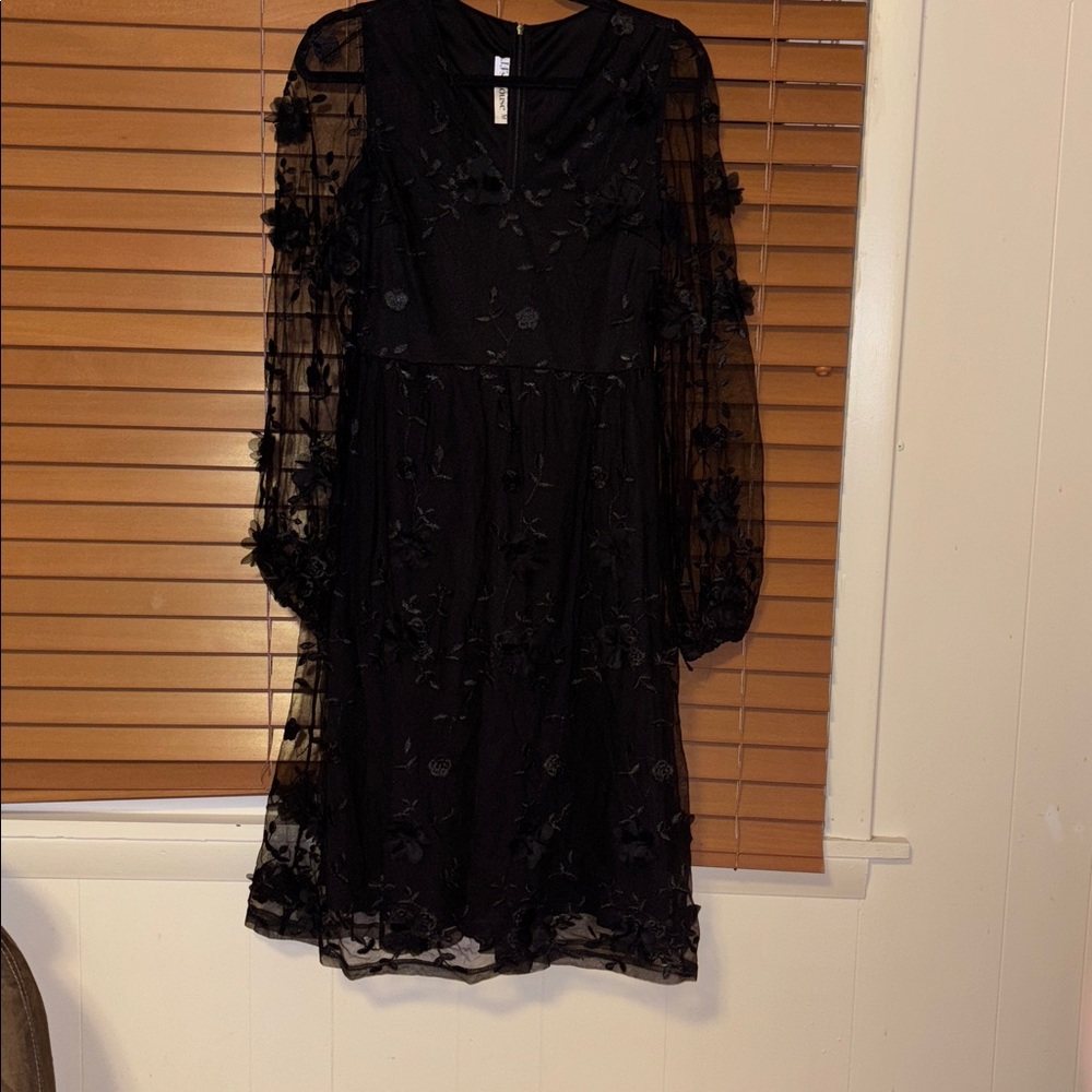 JJs House Medium V-Neck Long Sleeve A-line Jacquard Tulle Midi Dress  FREE SHIP - Picture 7 of 8